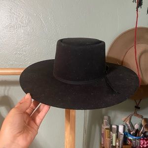 Stetson %100 felted wool hat